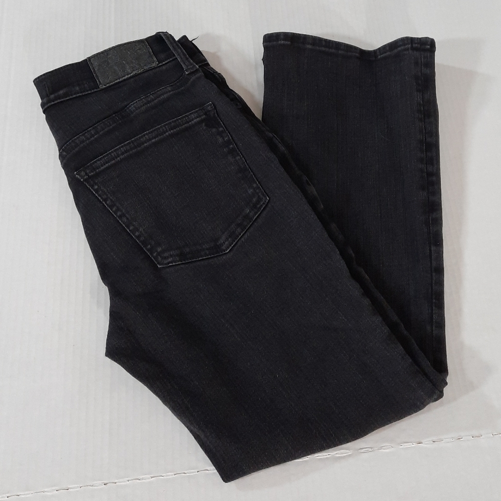 Madewell Petite Mid-Rise Kick Out Crop Jeans